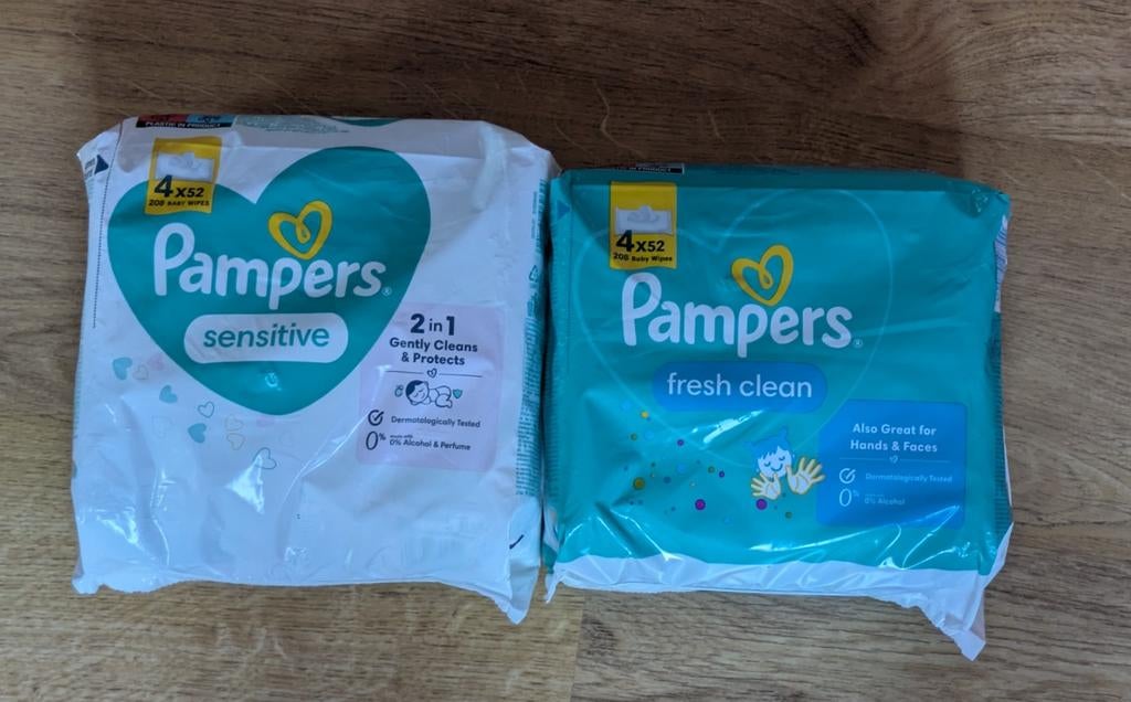 Lot de 8x52 lingettes Pampers