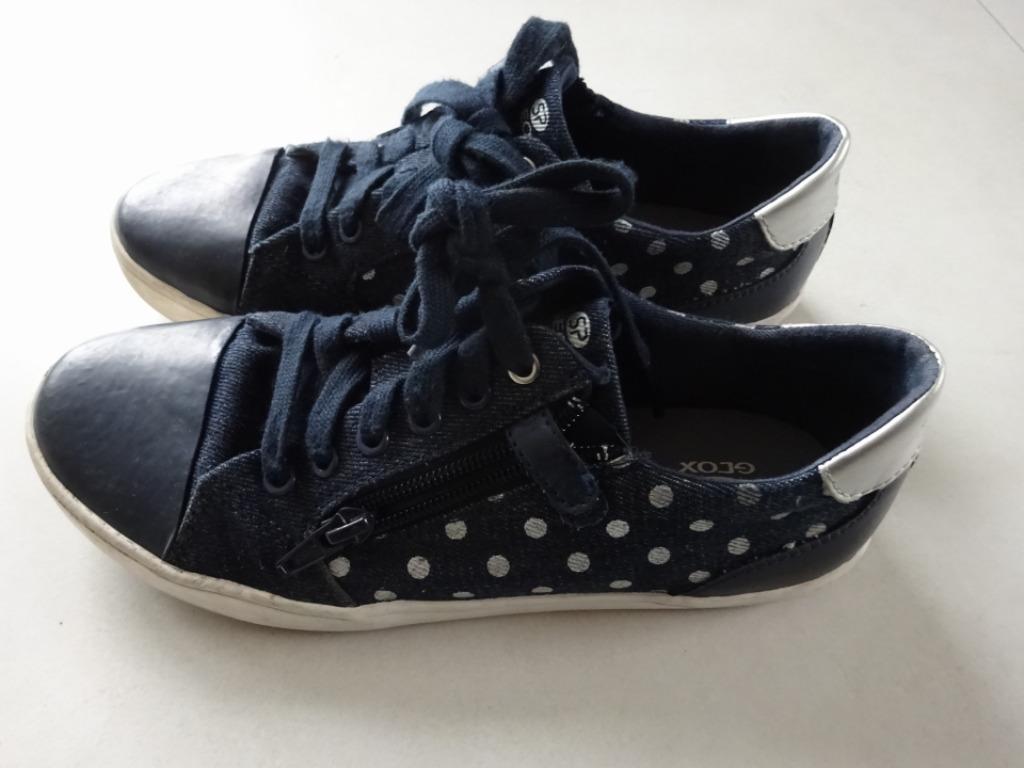 Blauwe schoenen Geox maat 37, Meisje, Schoenen, Ophalen of Verzenden, Zo goed als nieuw