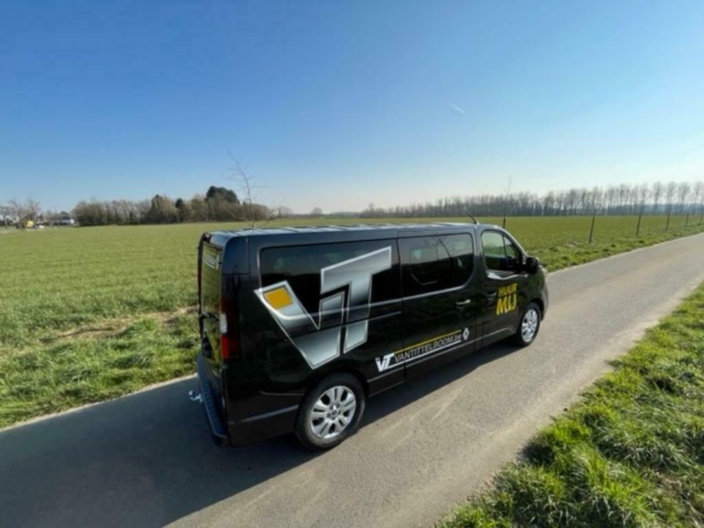 MINIBUS HUREN RENAULT TRAFIC GROTE KOFFERRUIMTE AUTOMAAT, Personenauto