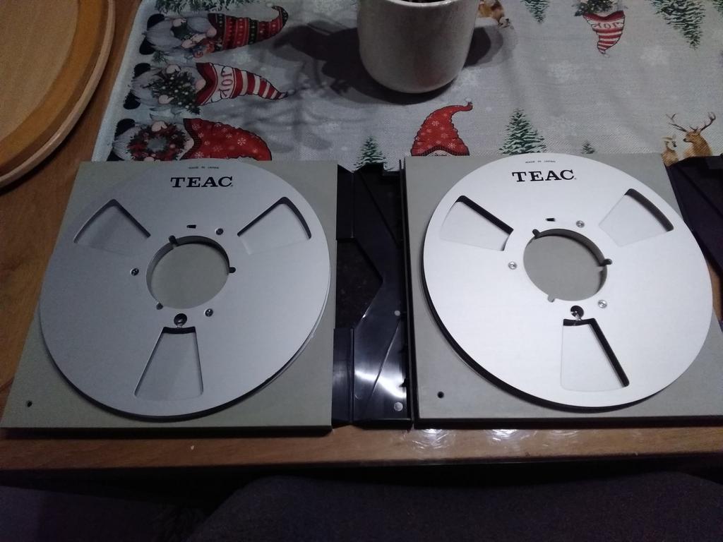 TEAC SPOELEN + REVOX BOX, Audio, Tv en Foto, Ophalen of Verzenden
