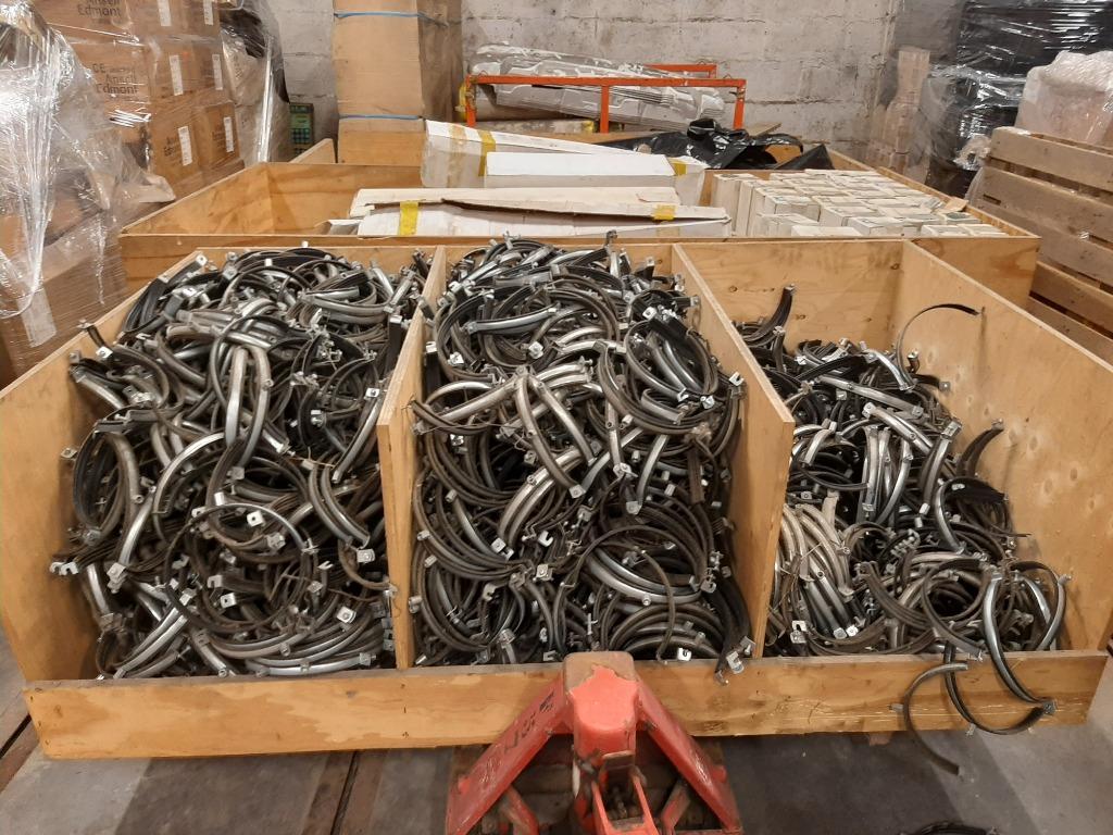 Galva metalen ophangbeugel met rubber diameter 200mm, Ophalen, Nieuw, 100 tot 250 mm, Overige typen