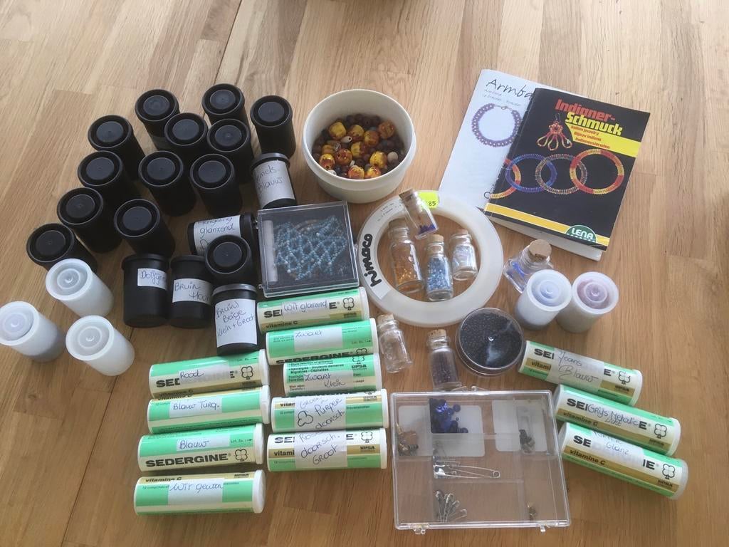 Lot pareltjes om sierraden te maken, Hobby en Vrije tijd, Kralen en Sieraden maken, Ophalen, Nieuw