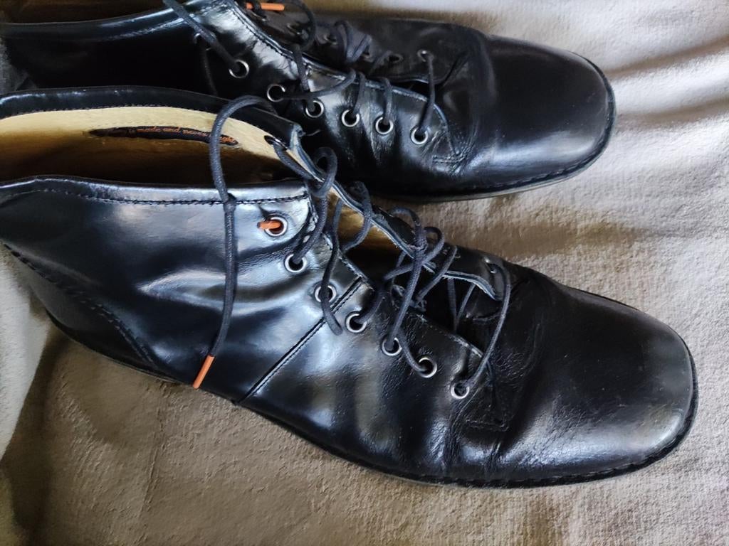 Ben Sherman - bottes basses en cuir noir, taille 47 UK 12, Vêtements | Hommes, Chaussures, Bottes, Enlèvement ou Envoi, Porté