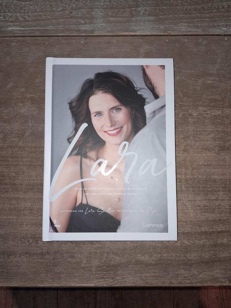 Lara, Ophalen of Verzenden