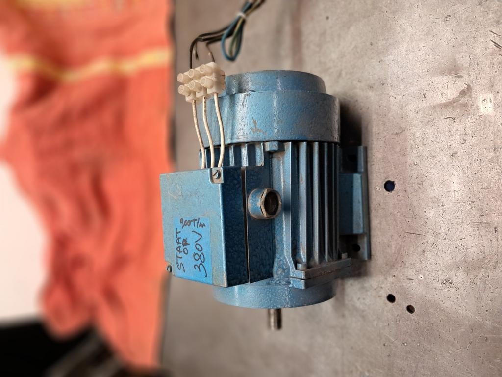Elektromotor 380v/220v, Ophalen, Gebruikt