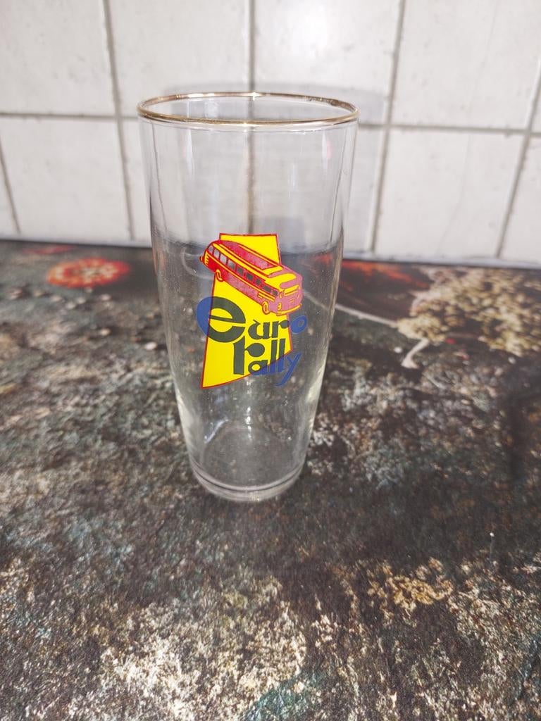 Ancien verre à bière Euro Rally, Enlèvement ou Envoi, Comme neuf, Verre à bière