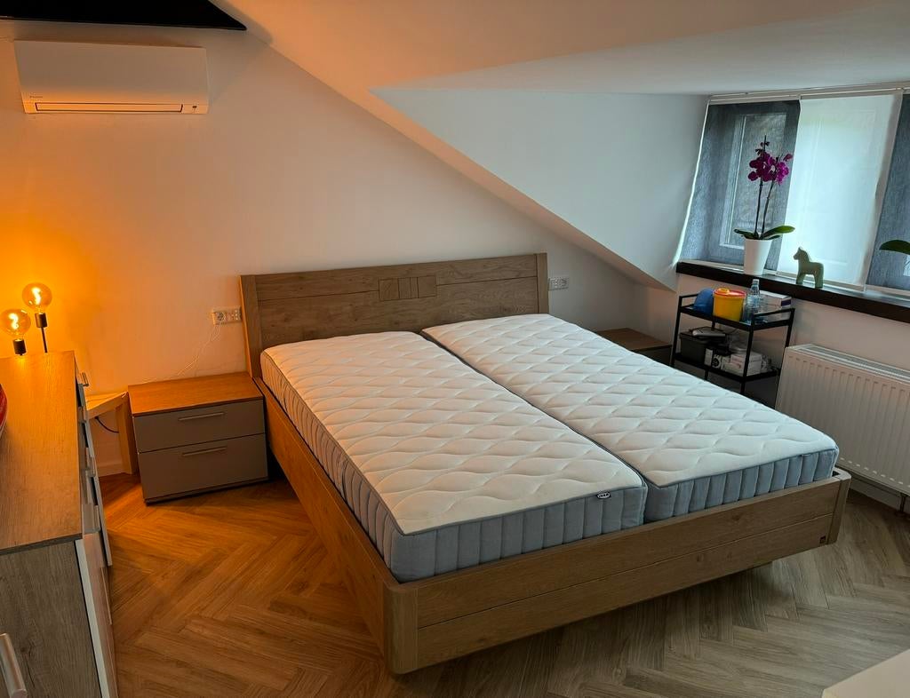 Interliving Massief houten tweepersoonsbed, Ophalen, Hout, 200 cm