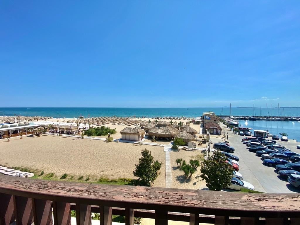 Uitstekend 2-slaapkamerappartement in Arena 1, Sveti Vlas, Sveti Vlas, Dorp, Overig Europa, 3 kamers