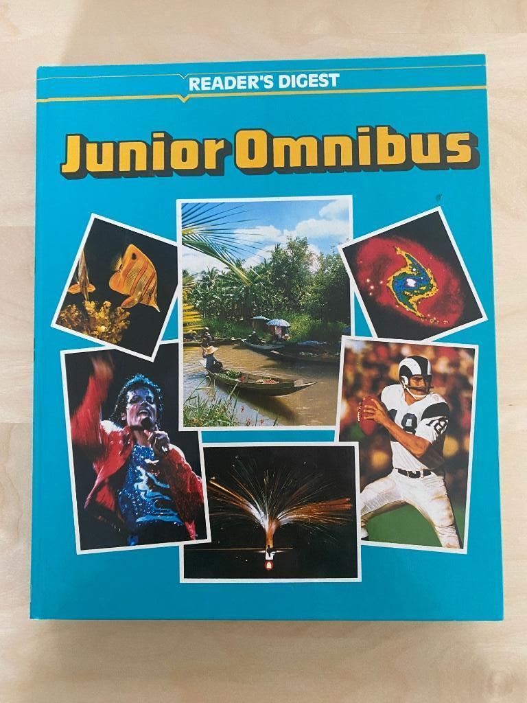 Boek junior omnibus, Ophalen of Verzenden, Zo goed als nieuw