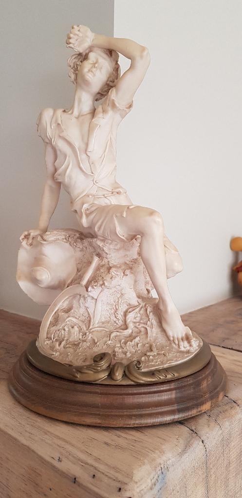 mooi beeld capodimonte, Antiek en Kunst, Ophalen, Beeld
