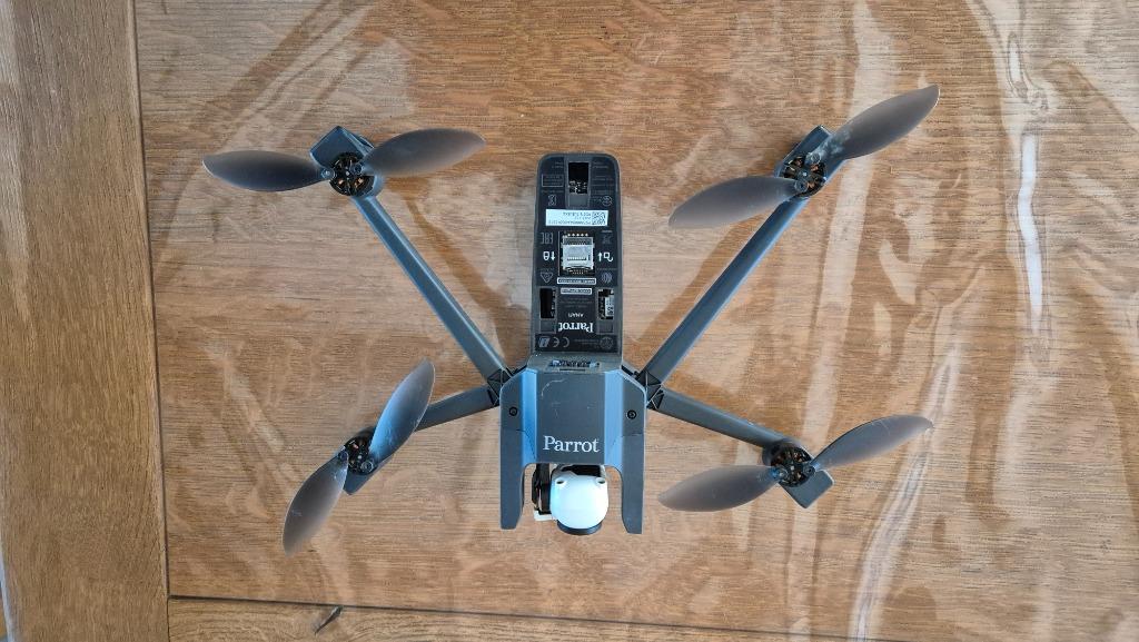 ANAFI drone, Enlèvement, Utilisé