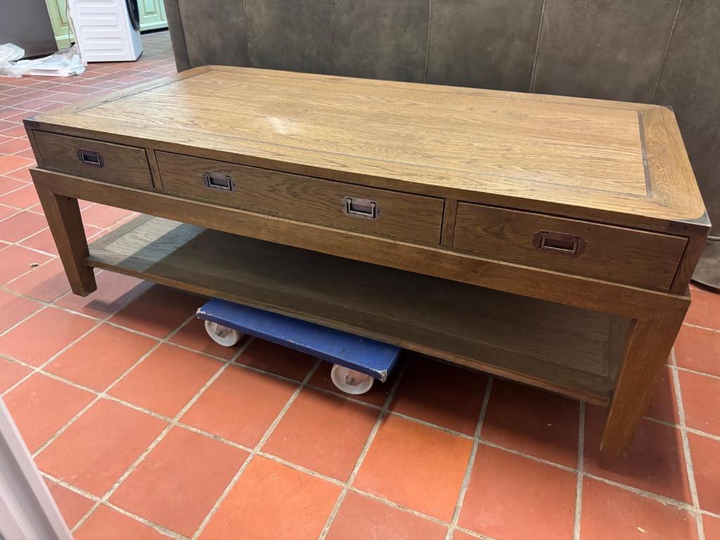 SALONTAFEL Eichholtz Military SMOKED OAK 140 x 70, Ophalen, Gebruikt