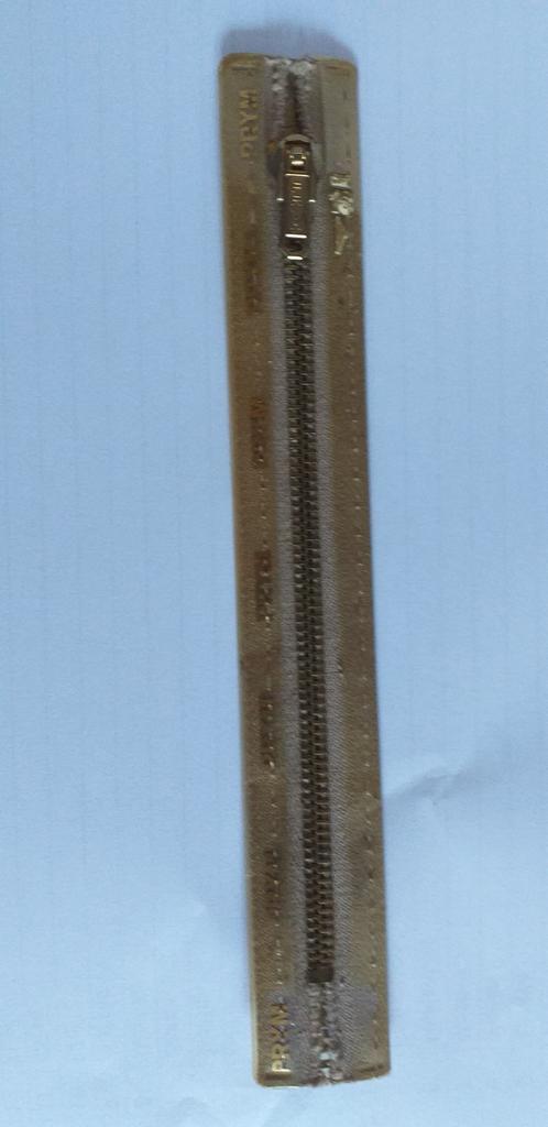 ritssluiting voor broek Prym 18 cm, Hobby en Vrije tijd, Naaien en Fournituren, Ophalen of Verzenden, Nieuw, Applicatie
