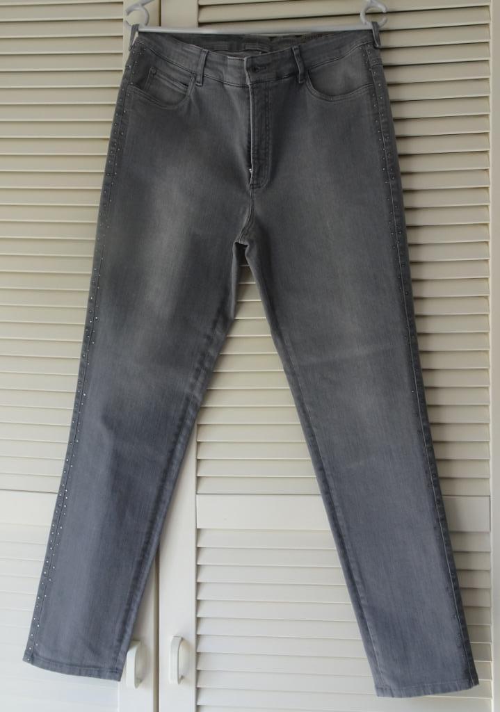 Grijze jeans Divuit, Overige jeansmaten, Ophalen of Verzenden, Zo goed als nieuw, Divuit