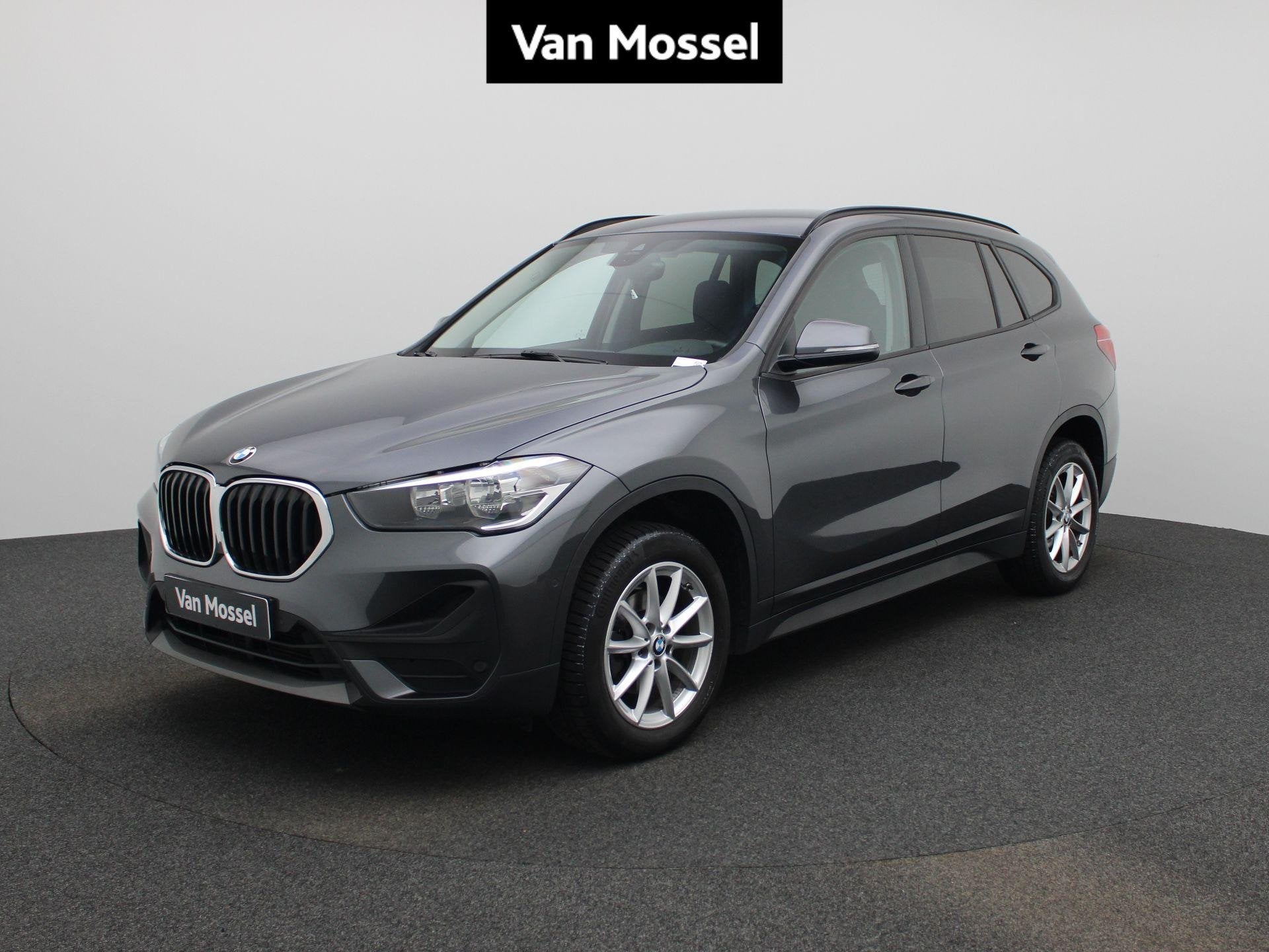 BMW X1 sDrive16dA NAVI | CAMERA | ELEKTRISCHE KOFFERKLEP, Auto's, Automatische klimaatregeling, Stof, Gebruikt, 116 pk