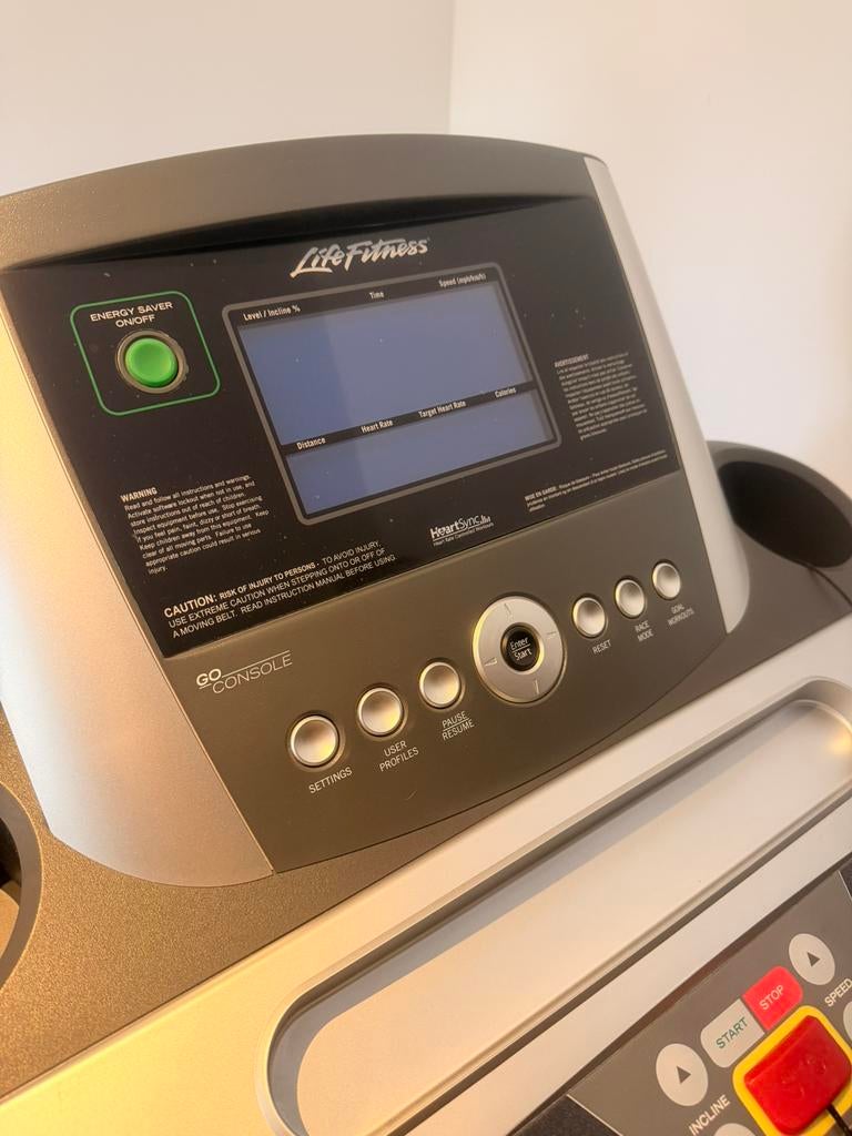 Life fitness, Sport en Fitness, Ophalen, Gebruikt, Loopband