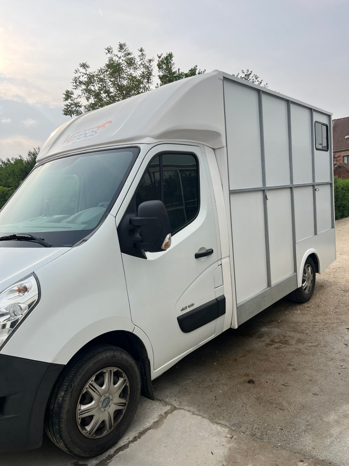 Paardencamionette te huur regio Lochristi/Lokeren
