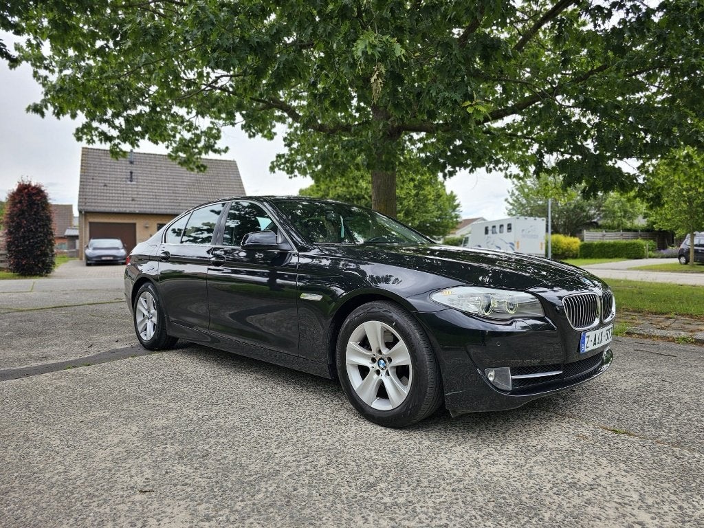 BMW 520i  Gekeurd voor verkoop!!!, Auto's, BMW, Automaat, Zwart, Zwart, Leder
