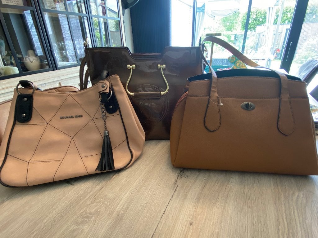 Très beaux sacs à main à 20 euros la pièce, Enlèvement