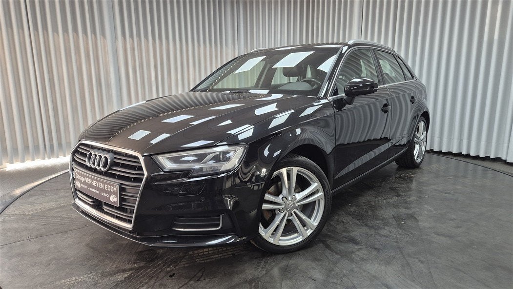 Audi A3 (bj 2019, automaat), Auto's, Audi, 4 deurs, 4 cilinders, Zwart, Leder