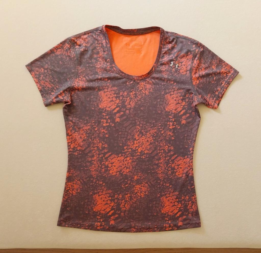 Koraalgrijze sportshirt van Under Armour  - maat M, Ophalen of Verzenden, Maat 38/40 (M)