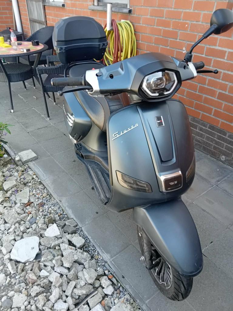 te koop scooter klasse A, Fietsen en Brommers, Tweetakt, Gebruikt, 25 cc, Ophalen