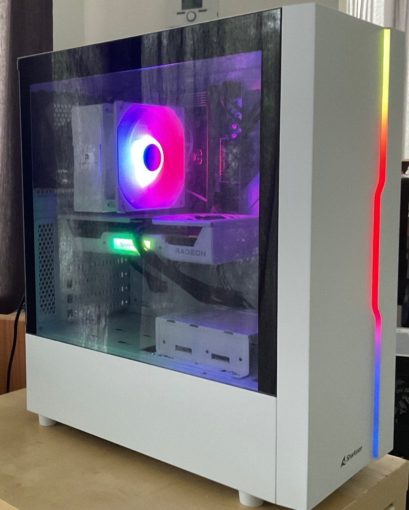 pc-gaming Sapphire Pure RX 9060XT 16Gb/32 GB ddr4/1To, Ophalen, Zo goed als nieuw, AMD, HDMI