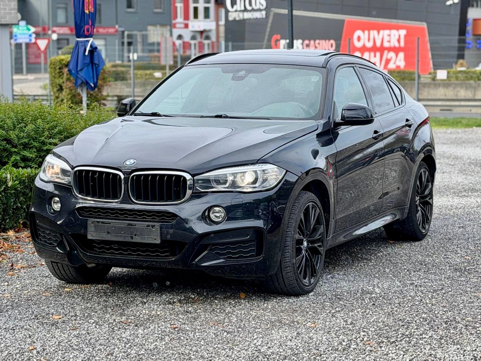 Bmw X6 3.0d xdrive 2017 208.000km marchand ou export, Auto's, Automaat, 2993 cc, Zwart, Bedrijf