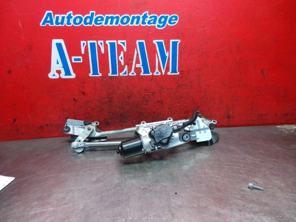 MOTEUR + TRINGLERIE ESSUIE GLACE AVANT (|BBM46737X|K6217|), Utilisé, Mazda
