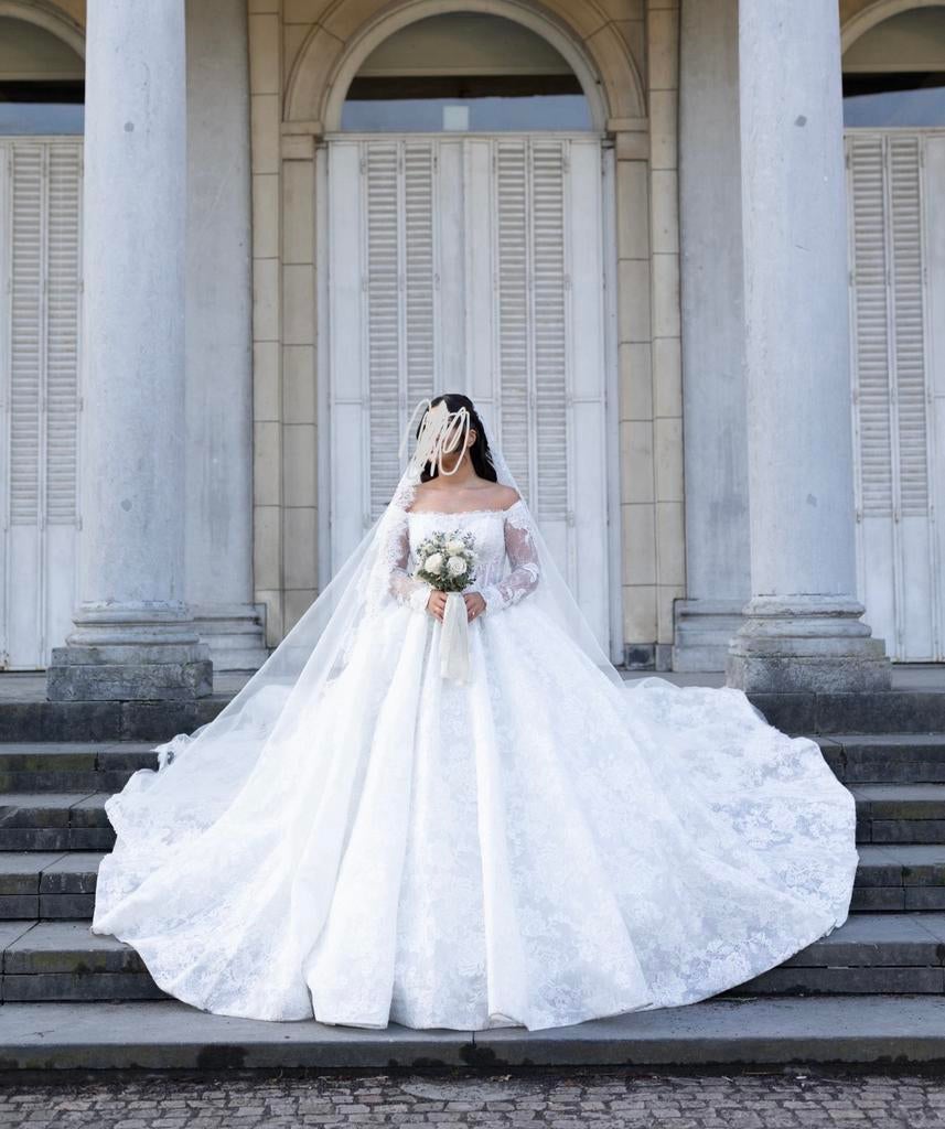 Robe de mariée et voile personnalisés avec dentelle., Enlèvement ou Envoi, Comme neuf