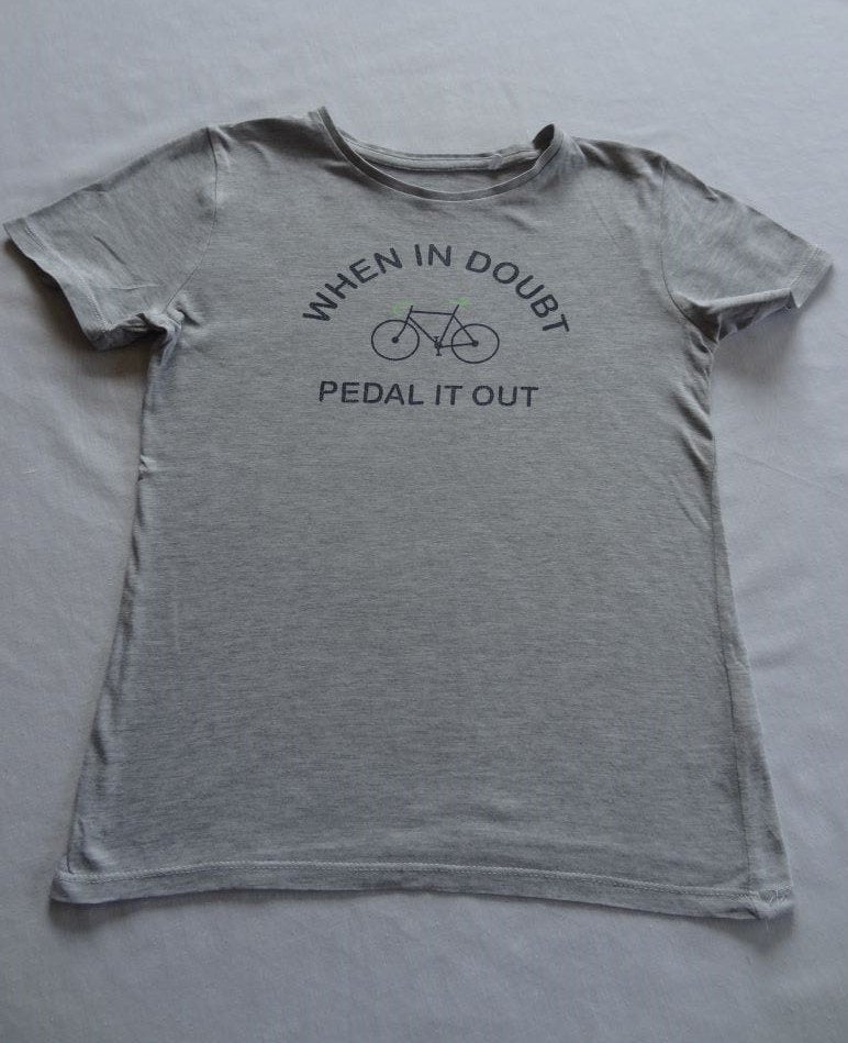 T-Shirts Fish & Chips  Maat 140, Watersport en Boten, Golfsurfen, Ophalen of Verzenden, Zo goed als nieuw, Overige typen