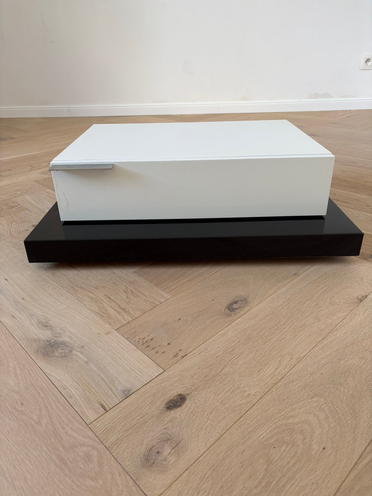 Table de Chevet, Enlèvement ou Envoi, Comme neuf