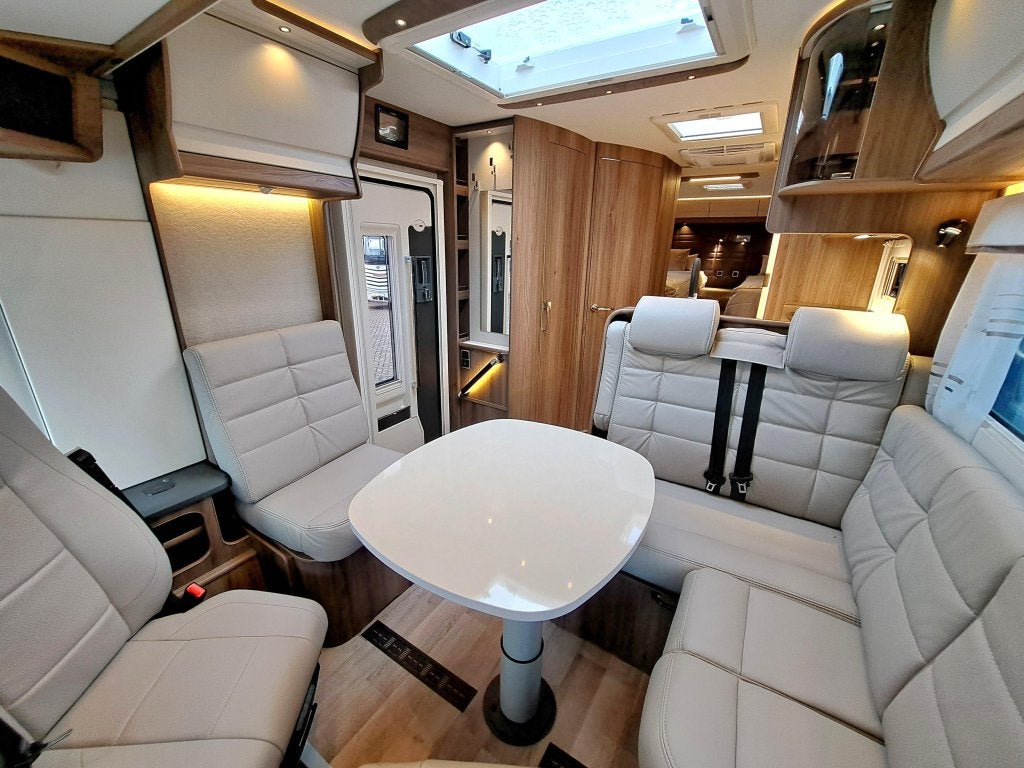 Kabe Travel Master Imperial i810 LGB, Automaat, Antidémarrage, Ringverwarming, Mercedes-Benz