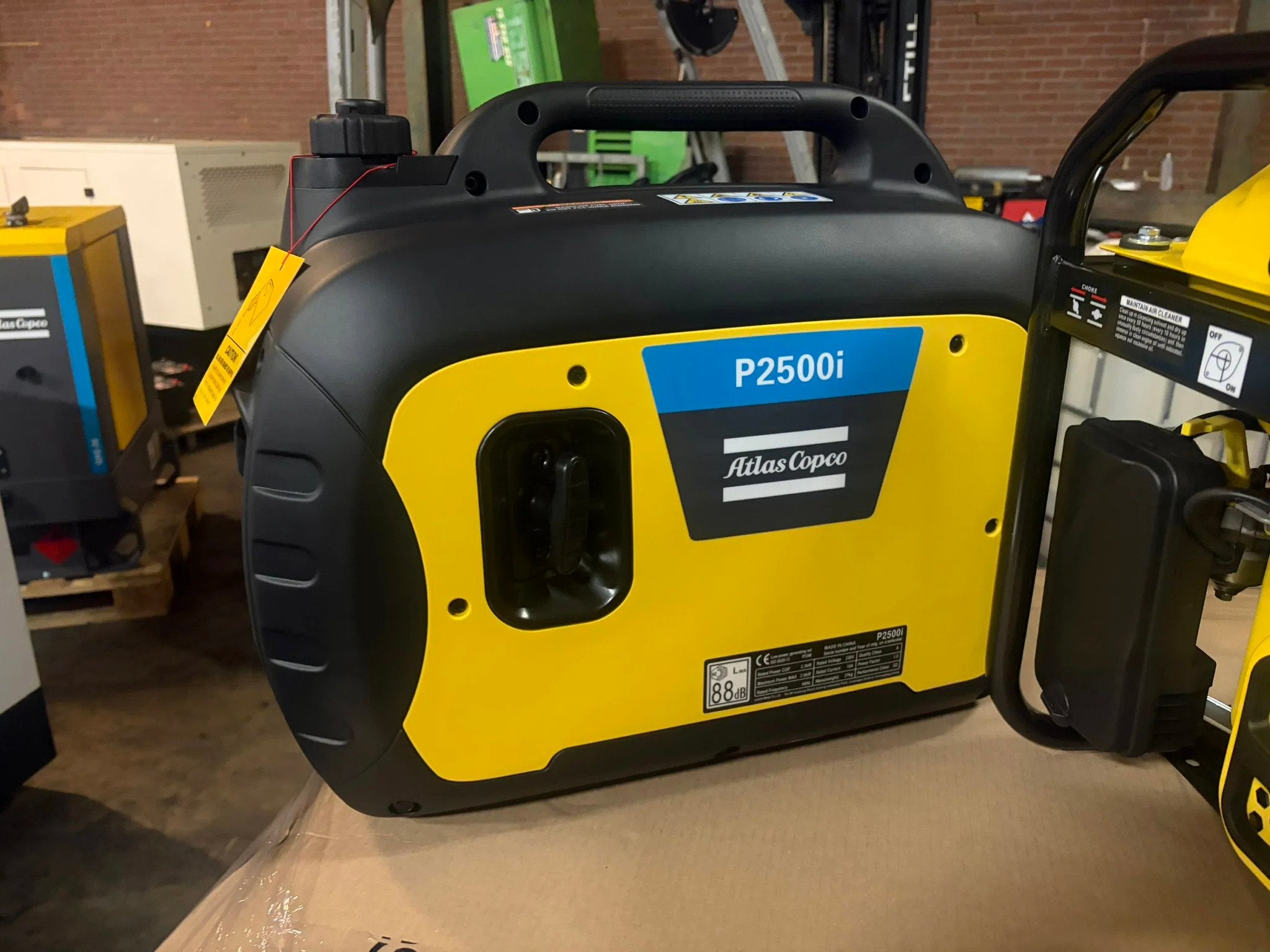 Atlas-Copco P2500I P3000 bezine aggregaat, Articles professionnels
