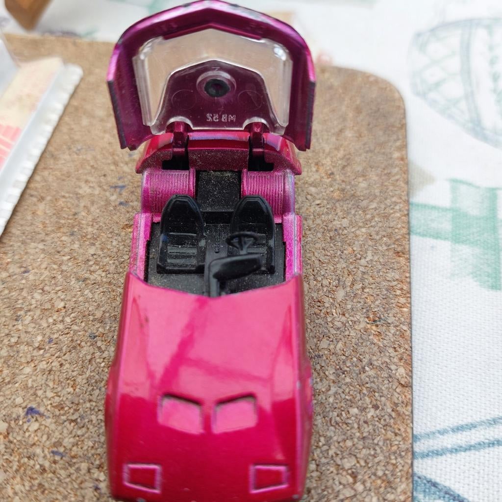 Miniatuur autos, Enlèvement