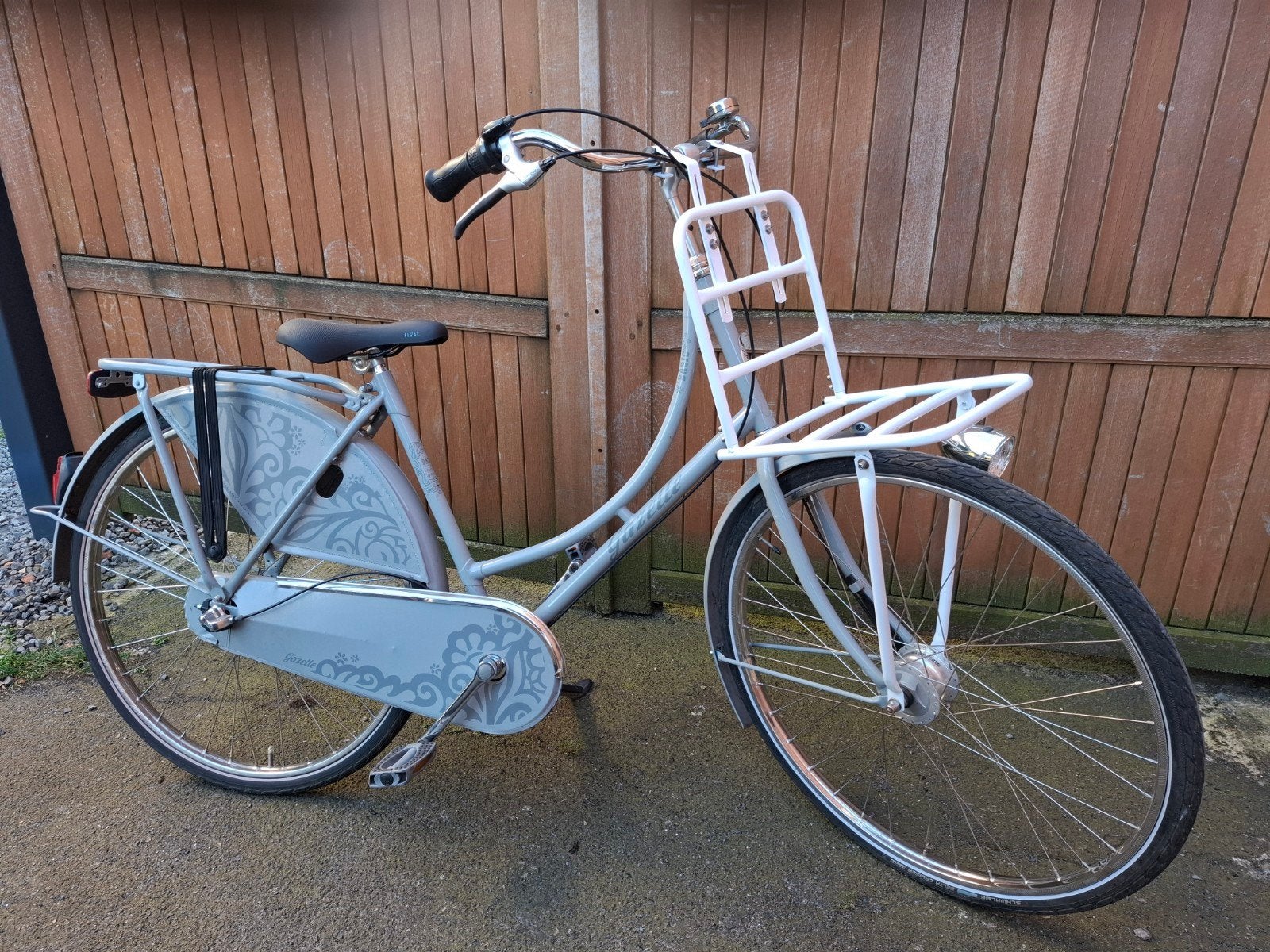 mooie gazelle omafiets.ideaal voor het komende schooljaar, Fietsen en Brommers, Fietsen | Dames | Omafietsen, Ophalen, Versnellingen