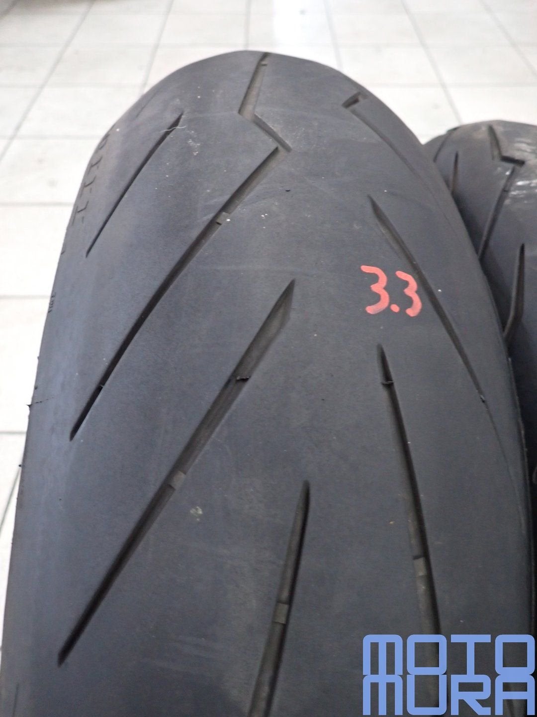 Jeu de pneus Pirelli Diablo Rosso 3 190/55ZR17 120/70ZR17M/C, Motos, -, Utilisé, -, -