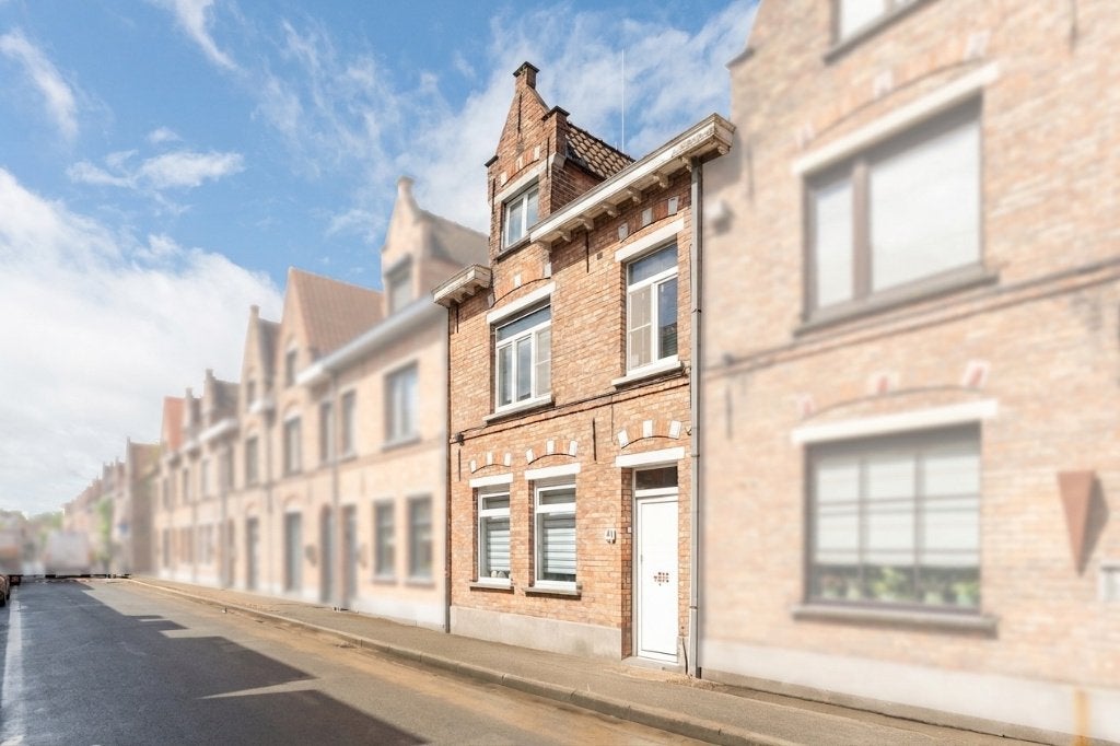 House SALE à Assebroek