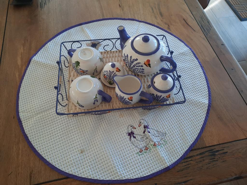 Plateau petit-déjeuner provençal