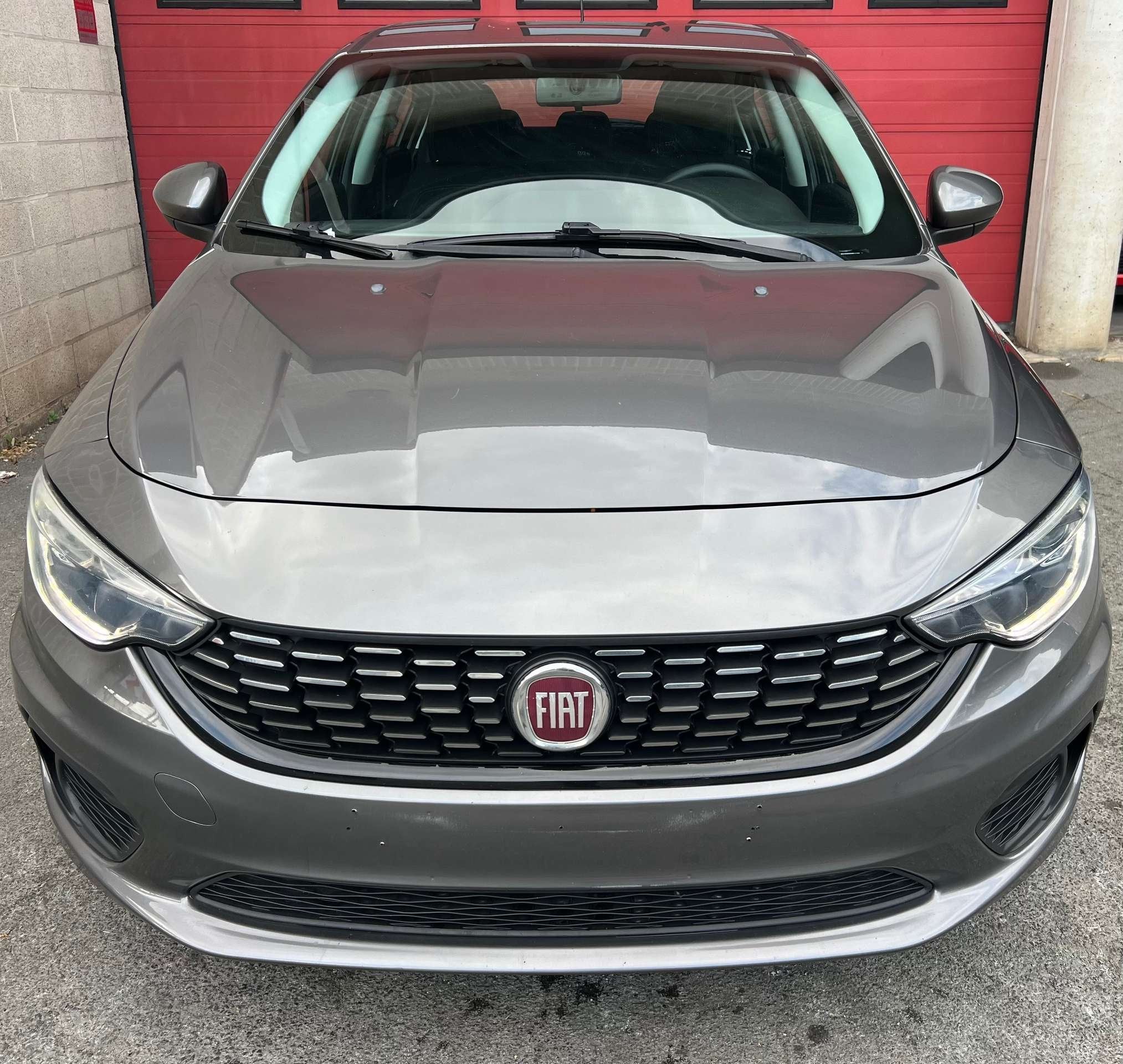 Fiat Tipo 1.4i Easy + CLIM + NAVIGATION (bj 2017), Auto's, Gebruikt, Euro 6, 4 cilinders, 95 pk