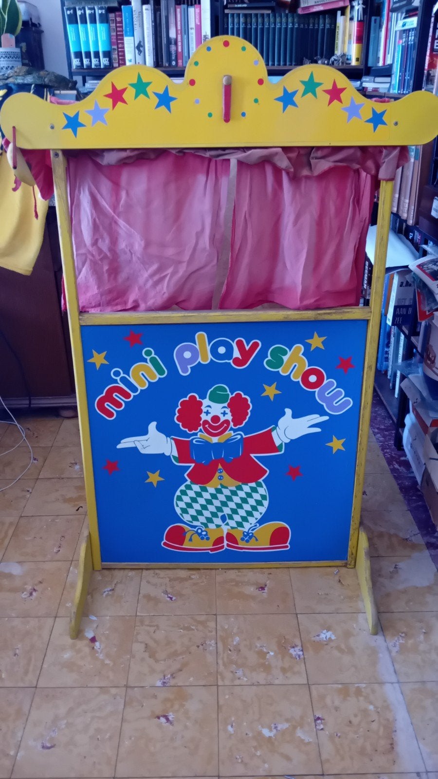 Authentieke poppenkast, Ophalen