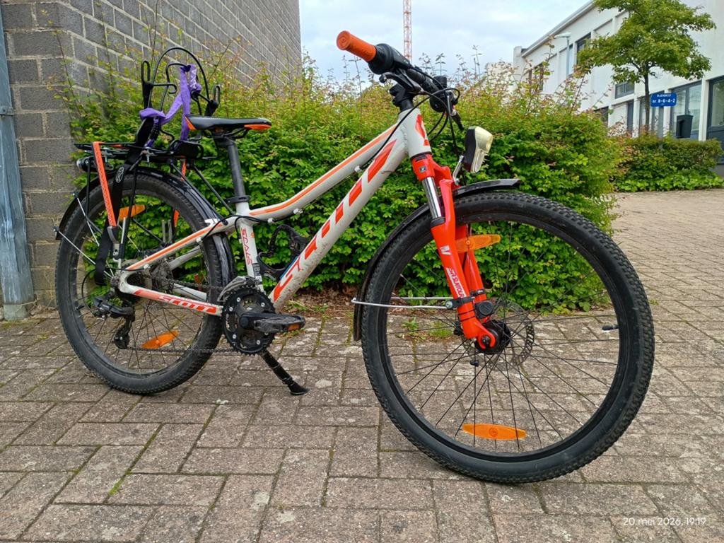 Scott Scale Junior 24 inch wit/oranje, Fietsen en Brommers, Fietsen | Mountainbikes en ATB, Ophalen