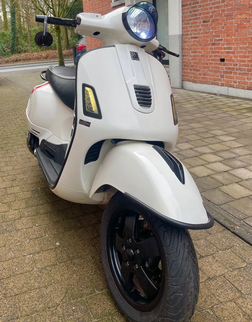 2008 Piaggio vespa gts 300, Motoren, Scooter, Bedrijf, Automaat, 1 cilinder