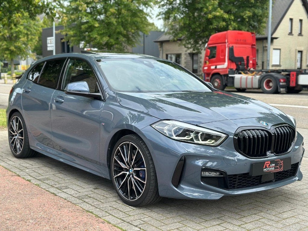 BMW 120d- Xdrive - M Pakket - 24.058KM - Full option - 190PK, Auto's, BMW, Automaat, 4 deurs, 1 Reeks, Euro 6