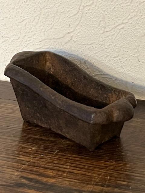 ancien Petit bac à charbon miniature en fonte, Enlèvement
