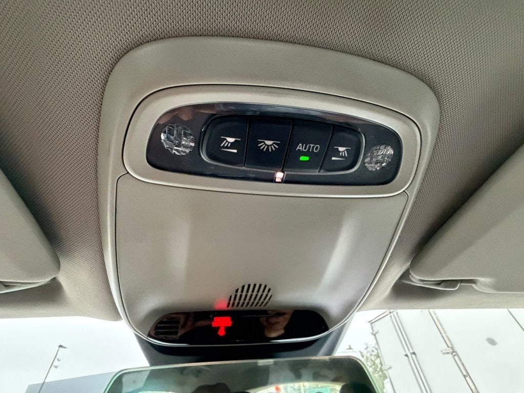 Volvo V40 ( Stock ID 14382) — 21
