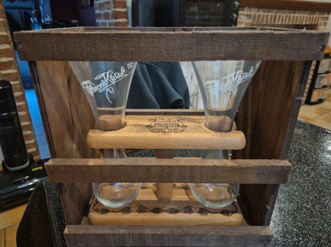 Set van 2 Kwak bierglazen met onderstel, Verzenden, Zo goed als nieuw, Bierglas