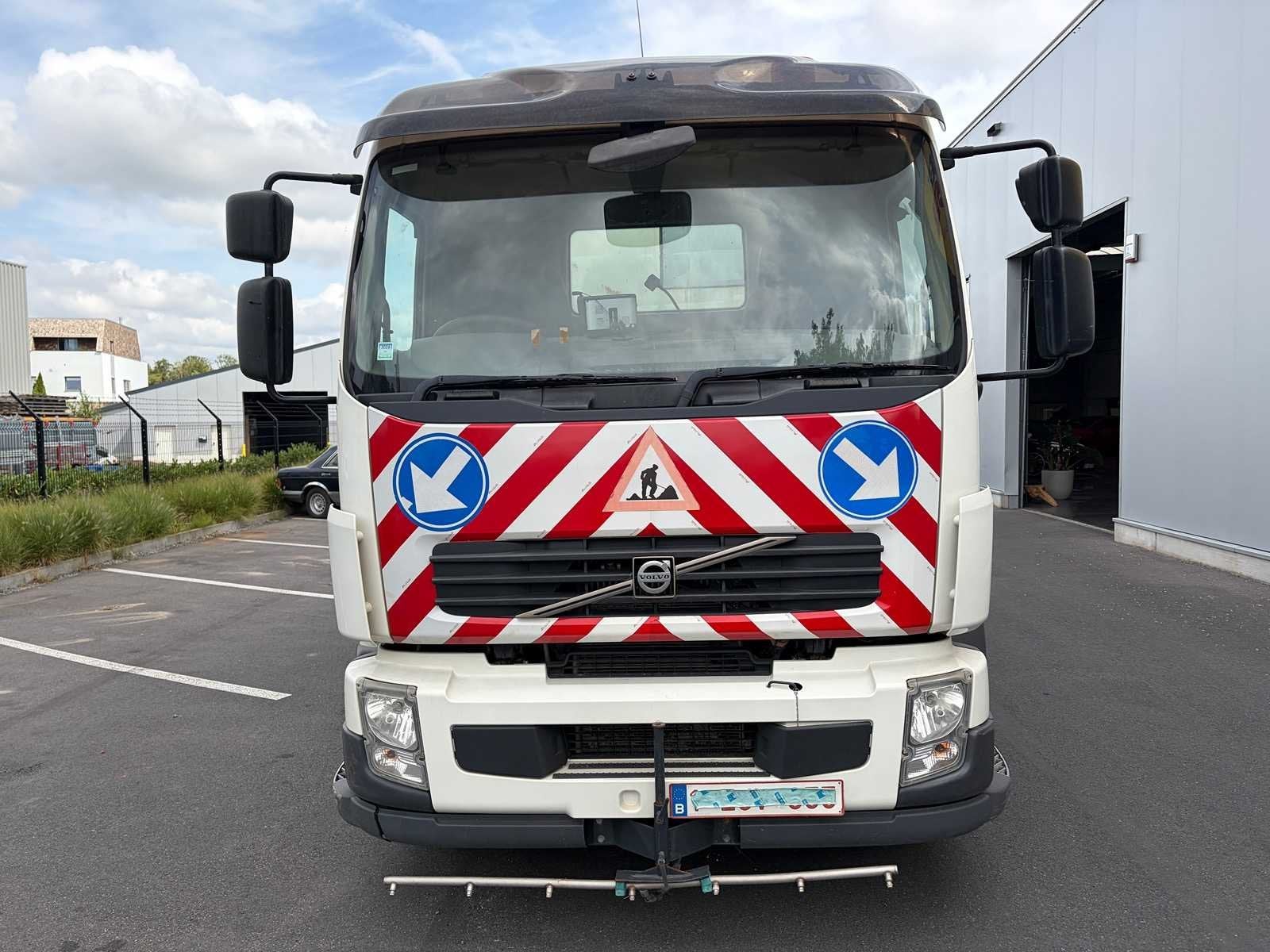 Volvo - 2013 - FL300 - Camion, Autos, Camions, Euro 5, Achat, Entreprise, Autres carburants