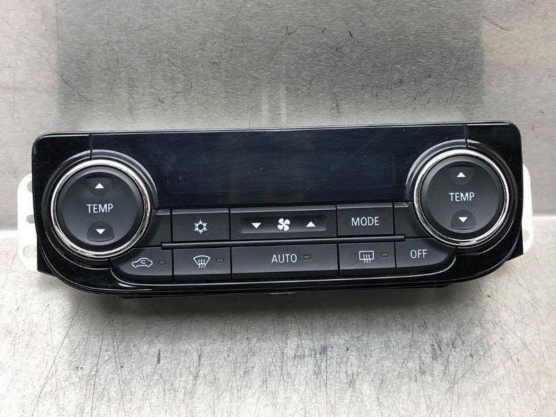 PANNEAU DE COMMANDE CHAUFFAGE CLIMATISATION (|7820A468XA|), Utilisé, Mitsubishi