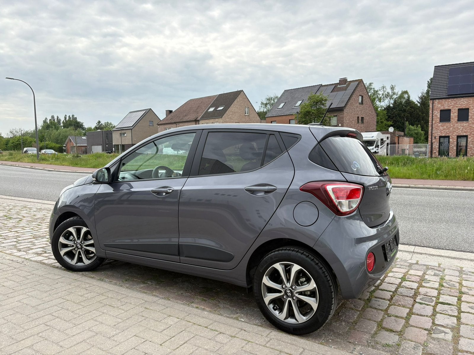 Hyundai i10 | 12 Maanden Garantie | 23 Dkm | Benzine | 2018|, Stof, 5 deurs, Zilver of Grijs, 998 cc